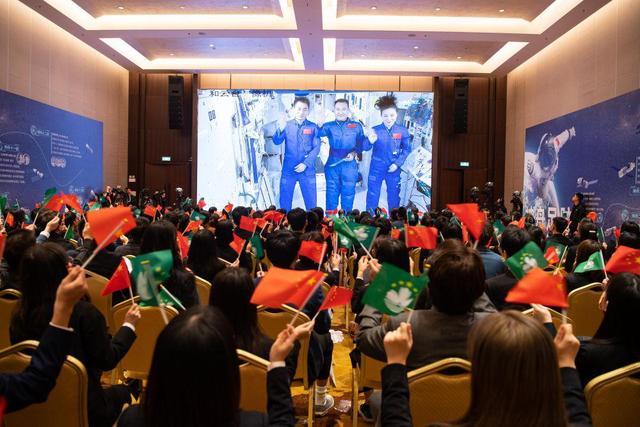 神舟十三即将“回家”：在太空里的100多天，“三人组”都经历了什么？