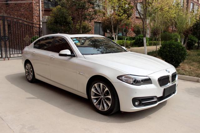 宝马五系2022年新款宝马5系523报价及图片