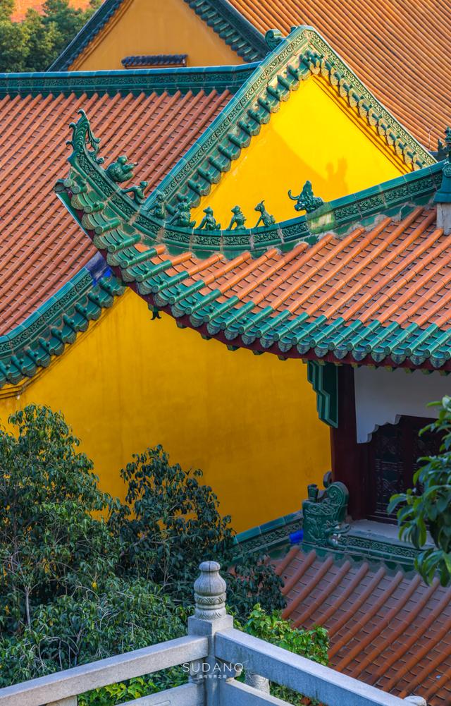 武漢寶通禅寺：在千年皇家寺院賞秋，是什麽感覺？
