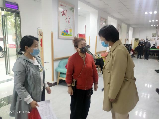 瀍河区民政局对辖区“乐养居”服务质量进行满意度调研测评
