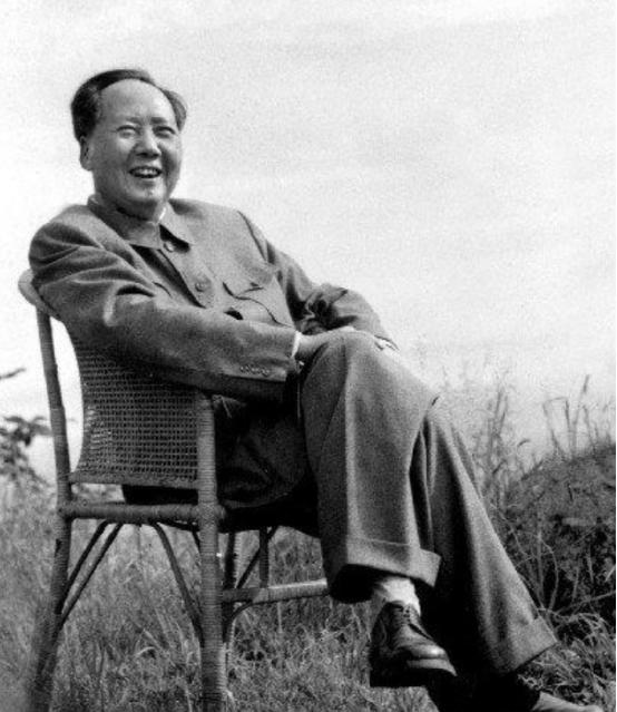 1949年，陈毅邀方志纯吃饭，方志纯直言：贺子珍贺怡两姐妹想见你
