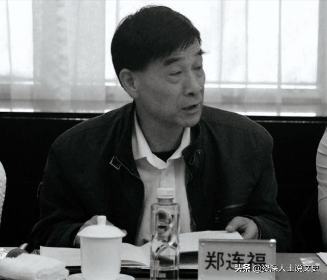 国宴主管郑连福巧施掉包计，宴会上，周总理频频与外宾举杯无醉意
