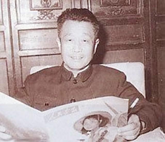 国军“好色将军”活103岁，曾三次死里逃生，生下一子成知名影星