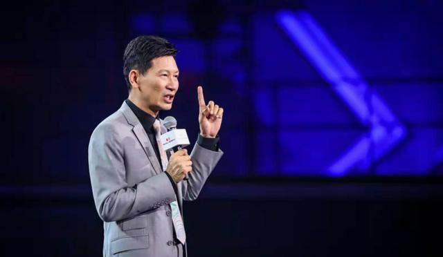 66亿造车骗局剧终：留下一堆老头乐，幕后主使携款逃亡美国
