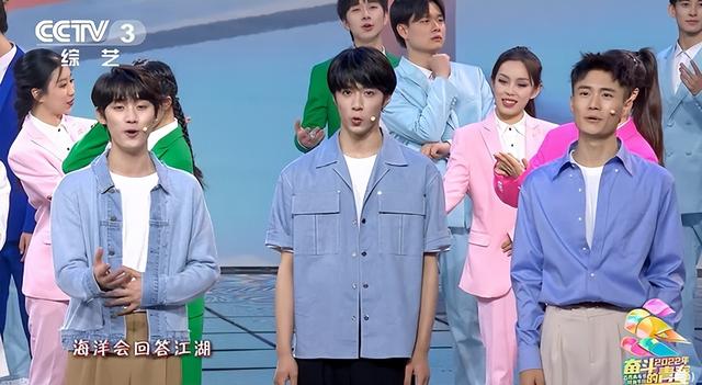 央视五四晚会：易烊千玺惊艳，马凡舒动人，赵丽颖创收视高峰