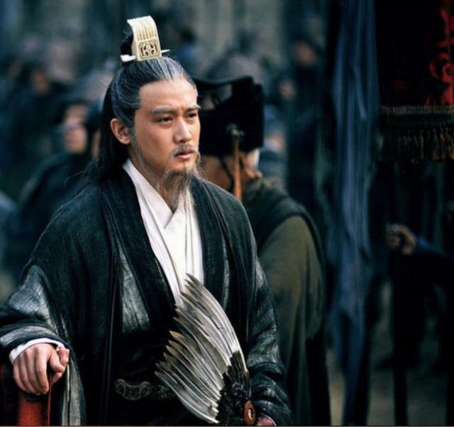 诸葛亮为何无法一统三国，毛主席评价得很到位：他有3个欠缺