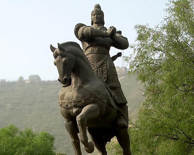 汉武帝送的数十车好肉，霍去病宁愿放臭都不肯吃，事后发现真高明