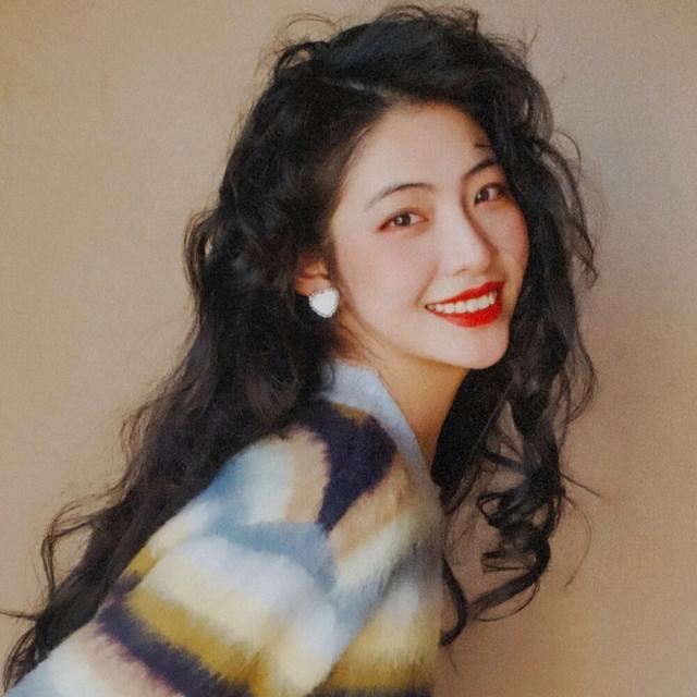 气质女头像迷人 港风(头像女复古港风森系)-天晟网