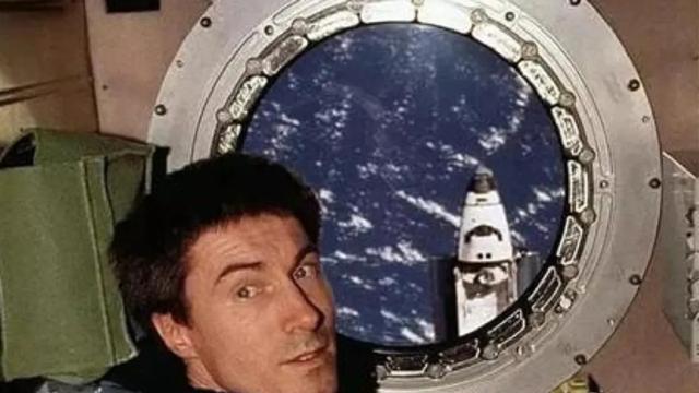 悲催的航天员：还在天上国家没了，在外太空飘311天，最后怎样？