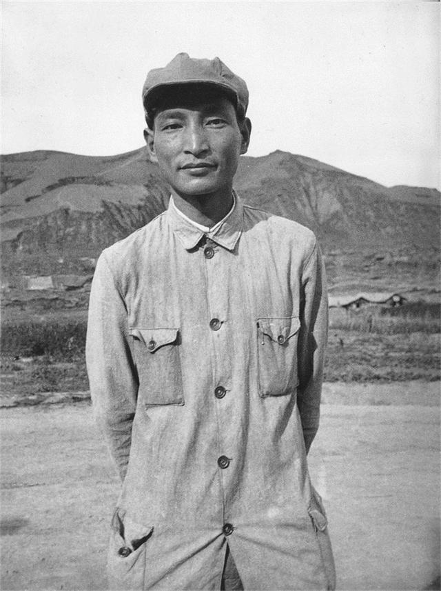 除了毛朱刘周任五大书记，还有2位候补书记：是谁？结局如何？