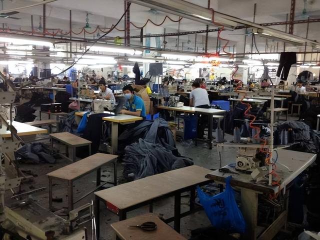 工厂为何"招工难"，年轻人宁搬砖、不进厂？