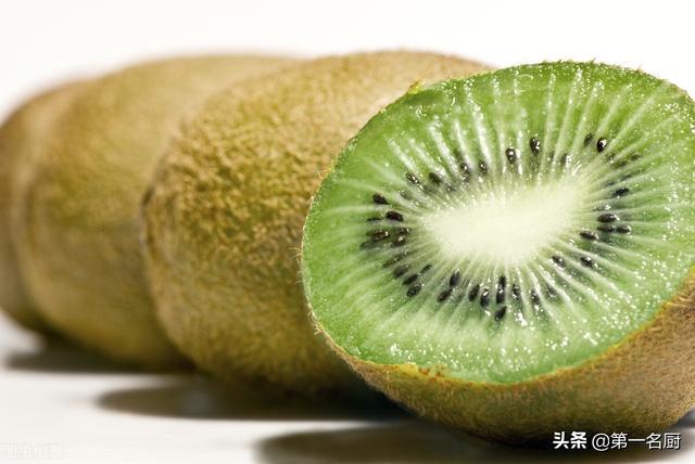 疫情反复要当心，居家隔离必吃的5种食物，增强免疫力，共同抗疫