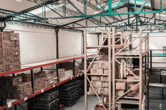 亚马逊在加州新建机器人配送中心面积达410万平方英尺