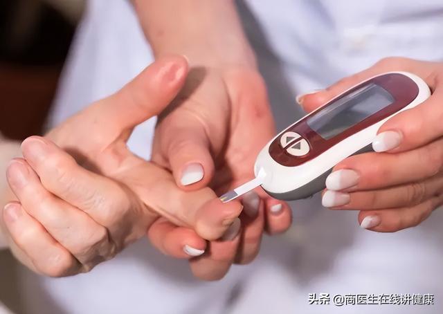 65岁陈叔因血糖过高死亡，医生提醒：这3种素食，糖友需尽量少吃
