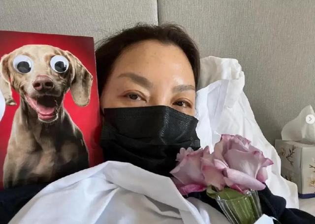 杨紫琼感染了新冠病毒，但以她武打女星的个性丝毫不怕