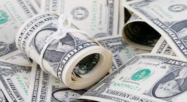 用10万枚比特币，套现135亿全身而退的李笑来，却称比特币是骗局