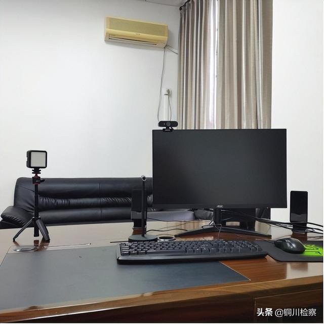 考研复试“神仙打架”，有高校已经推出专业打光服务……