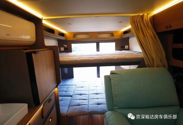国产最好的四驱越野房车价格(小型四驱越野房车)
