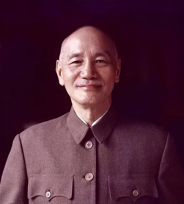 中央决定修缮蒋氏故居，蒋经国知道后，做出了什么决定？