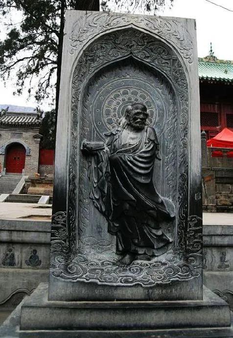 东方漫行之名声在外的少林寺