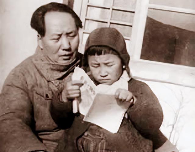 毛家人谁长得最像毛主席？侄女毛小青回复：李讷