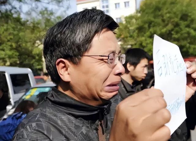 山东考生被985录取，还没来得及高兴就收到退学通知，不值得同情