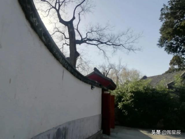 公交徒步遊北京：北海公園北岸的景點