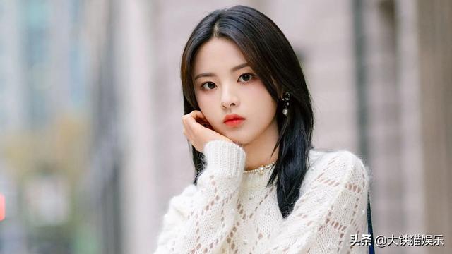 6位"樱桃小嘴"女星,有人被夸古典美,有人却被嘲小鸡嘴不好看