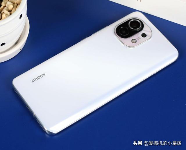 从4299跌至2649元，一亿像素+256GB+2K屏，搭载骁龙888芯片
