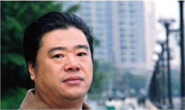 王敏：温州“皮革大王”，为夺亿万资产，家人联手送他进精神病院