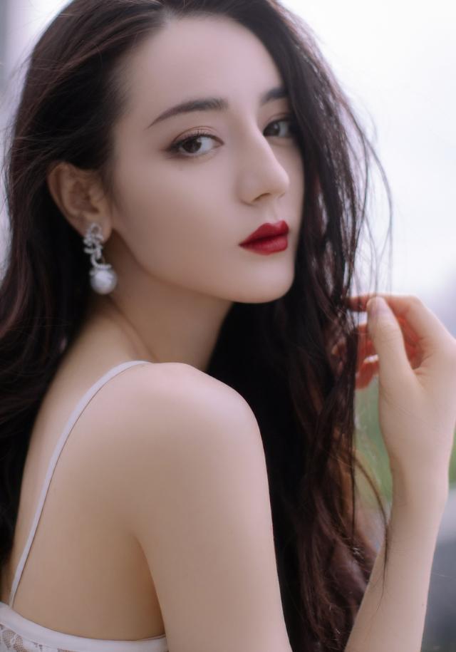 迪丽热巴头像仙气可爱(迪丽热巴头像超仙图片)-天晟网