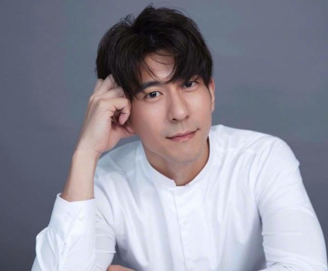 3月才开始，10位明星接连被曝“脸崩”，让61岁的蔡明情何以堪？