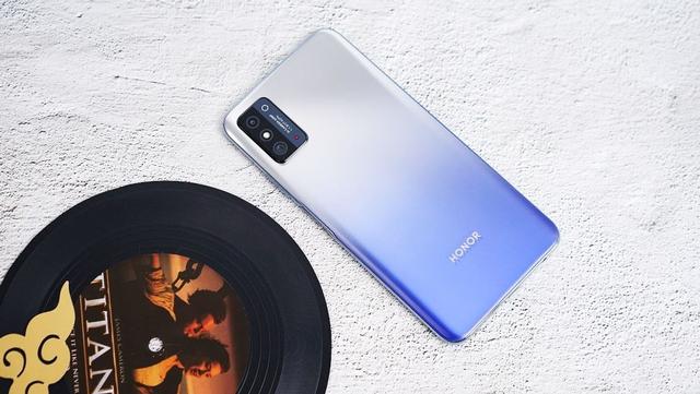 荣耀X40 Max已无悬念，5100mAh电池、升级12+512G大存储，还是低价