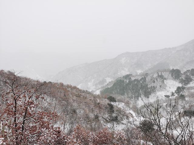 遊北京—雪中的慕田峪長城