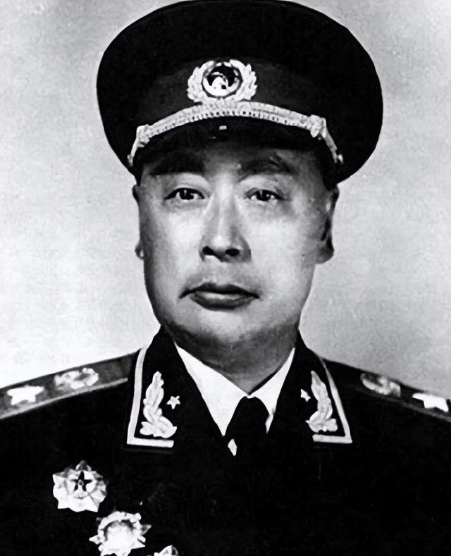 1972年陈毅追悼会上，毛主席点名要见孩子们：我替陈毅安排两句