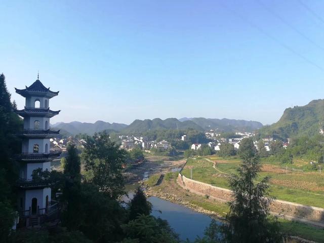 沈從文筆下的邊城，讓人無比放松的安靜所在，我去了兩次念念不忘
