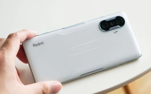 RedmiK50预约人数超50万？旧款旗舰跌至新低加速让路