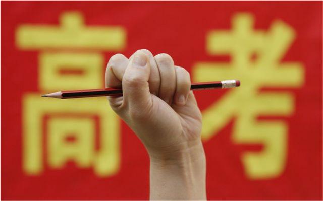 关于平凡英雄的作文素材（平凡英雄作文素材热点素材）