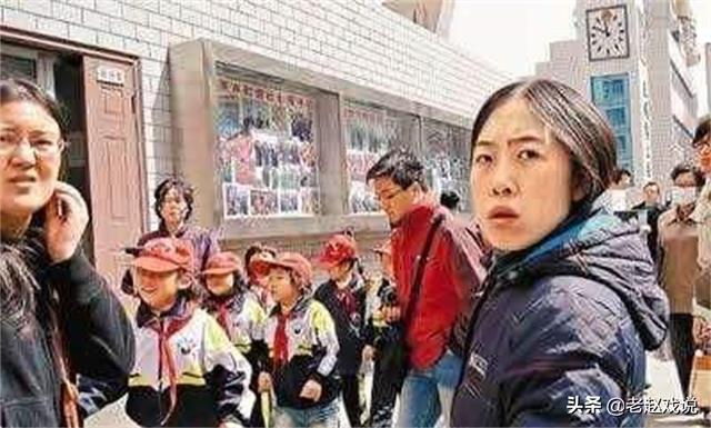 为追星刘德华，逼得父亲跳河自杀，14年后的杨丽娟怎么样了？