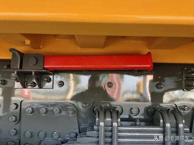 宇通电动矿用自卸车