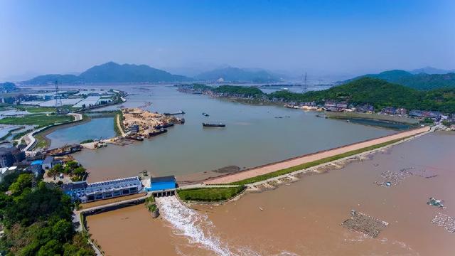 中国又一技术突破，建在海底的发电站，它是如何发电的？