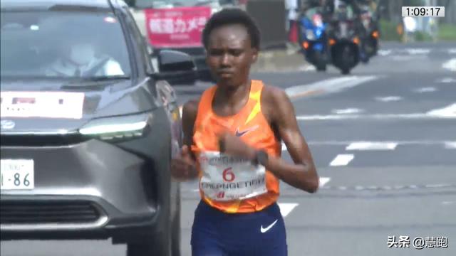友香 安藤 【名古屋女子馬拉松】Chepngetich 輕鬆奪得