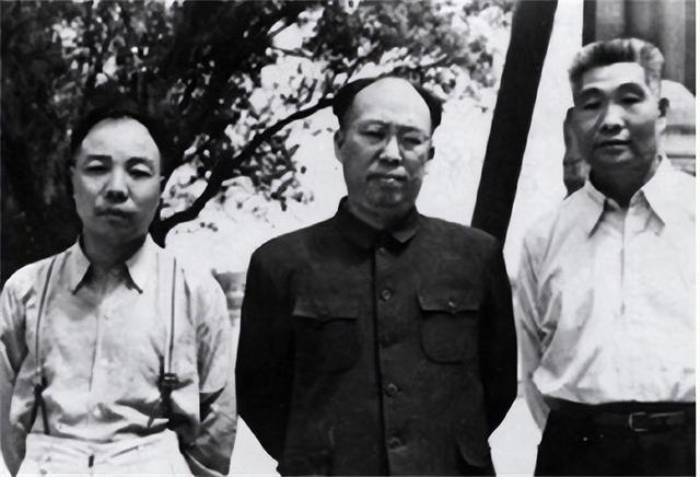 抗美援朝，中央决定调黄永胜司令入朝，林彪却说：我要换一个人上
