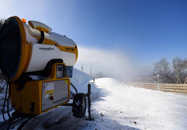 探访国家高山滑雪中心冬奥造雪工作 Zh中文网