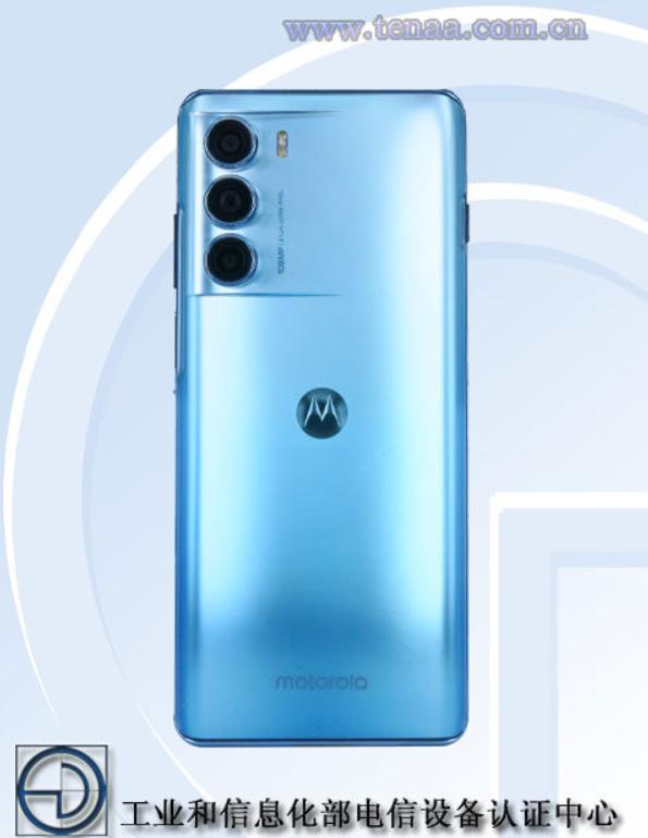 摩托罗拉 edge X 入网证件照曝光，有望首发骁龙 8 Gen 1
