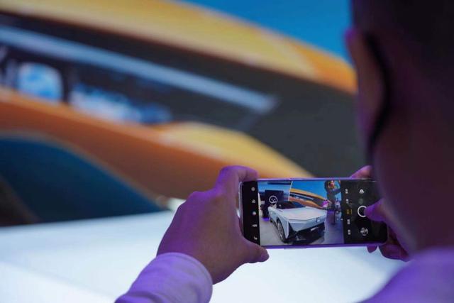 54台全球首发车亮相广州车展 新能源汽车更受观众追捧