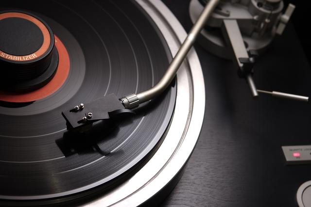 「钛晨报」网易云音乐拟12月2日挂牌上市；网信办：同明星作品热搜同时段只呈现一条；阿里云、百度云被约谈，督促治理网络诈骗