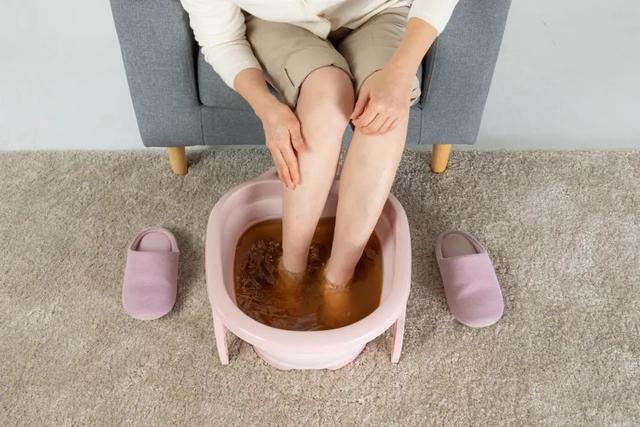 早春养生，宜健脾祛湿、补肝明目（附食疗汤膳）