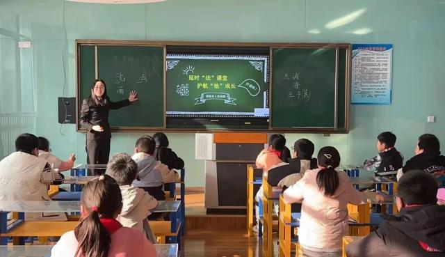 正式开课 | 溧阳法院：2022年“延时‘法’课堂 护航‘他’成长”开启新学期第一课