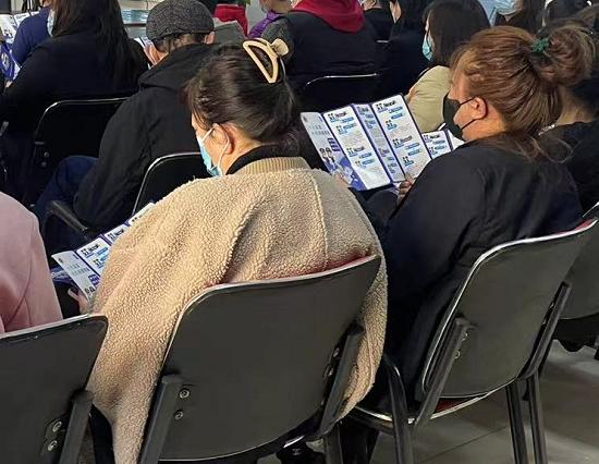 「全民反诈」站前街道和平社区开展反诈骗知识宣传讲座